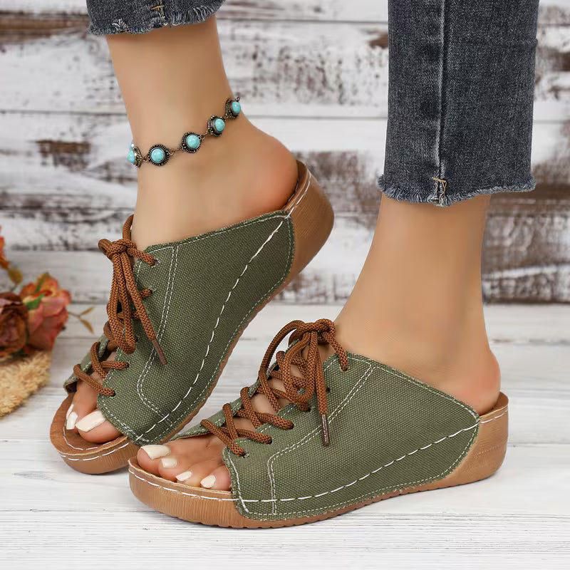 Oasi Lace-Up Sandals
