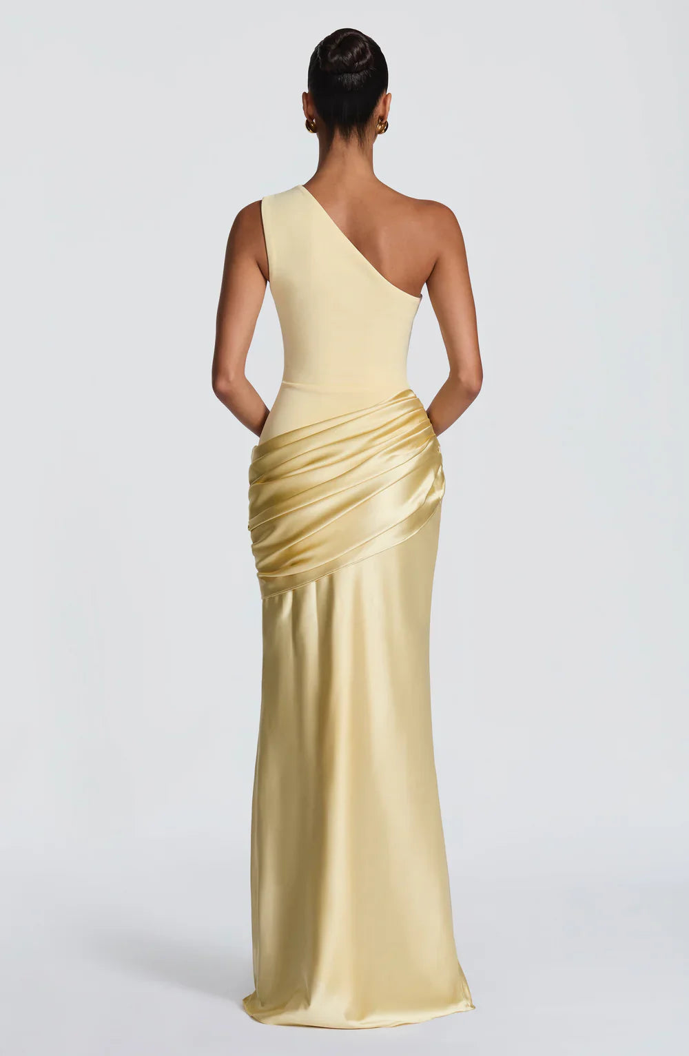 Seraphina • Vestido Maxi de Un Solo Hombro Esculpido