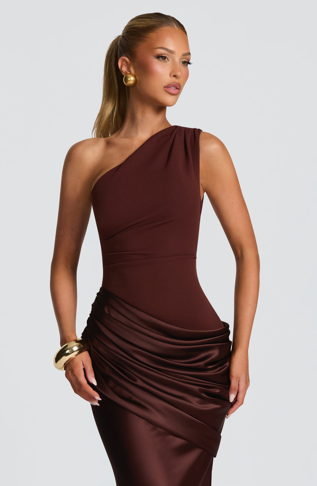 Seraphina • Vestido Maxi de Un Solo Hombro Esculpido