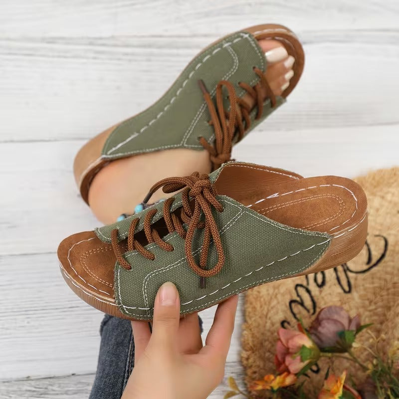 Oasi Lace-Up Sandals